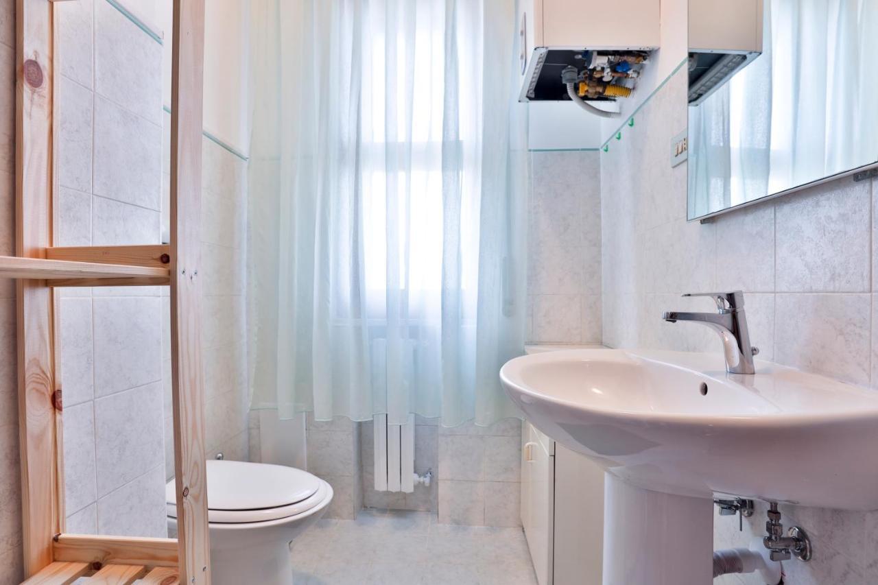 Salerno Irno Bright Apartment Eksteriør billede