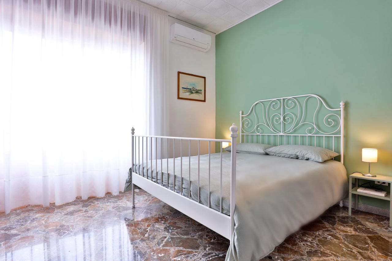 Salerno Irno Bright Apartment Eksteriør billede